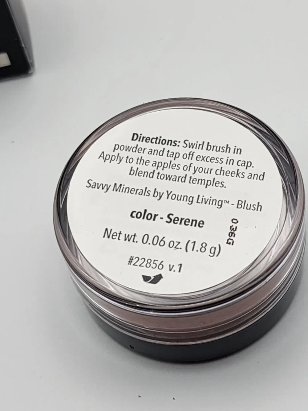 Young Living Savvy Minerals Loose Powder Blush Serene Coral Peach 0.06oz